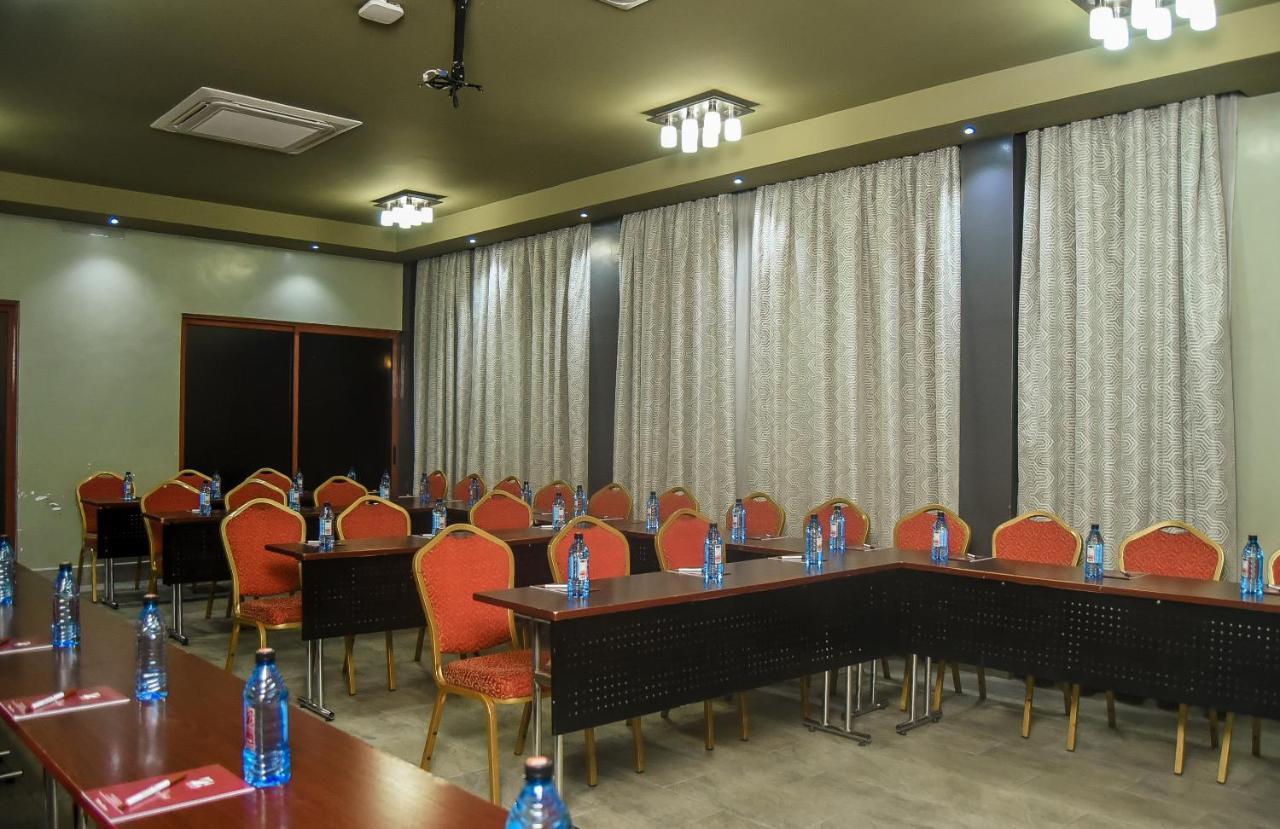 Ngong Hills Hotel Nairobi Bagian luar foto